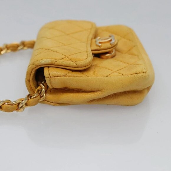 CHANEL Mini Mini Matelasse Charm Lamb Skin Yellow CC - Picture 4 of 16